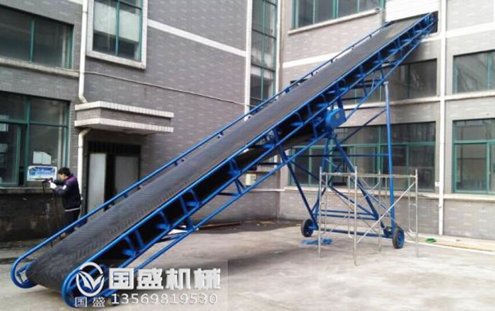 可升降移动皮带机